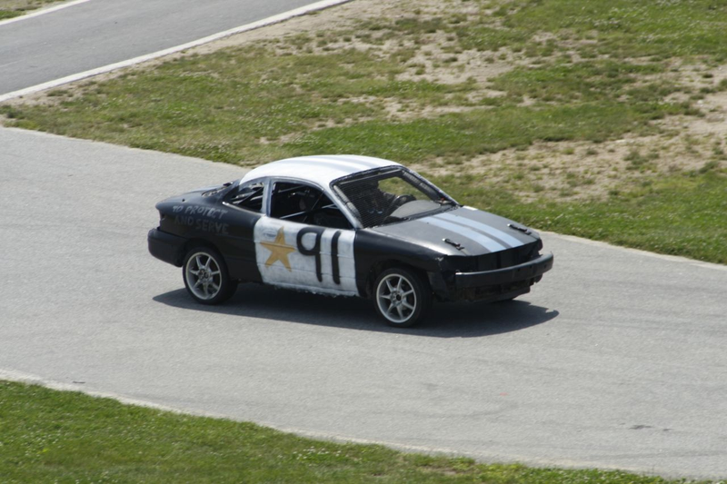 Illustration for article titled The 24 Hours Of LeMons New England 2009 Über Gallery, Part 5